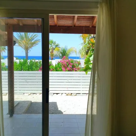 Sea Paradise - Beachfront Escape With Sea View