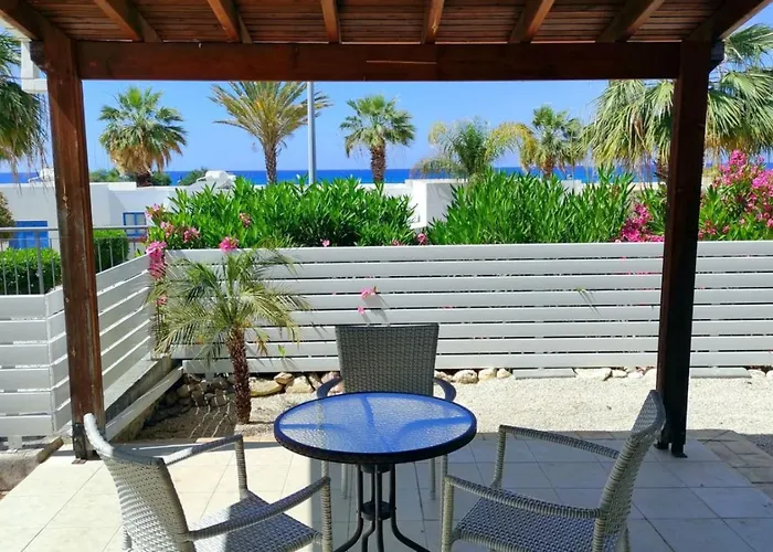Sea Paradise - Beachfront Escape With Sea View Polis